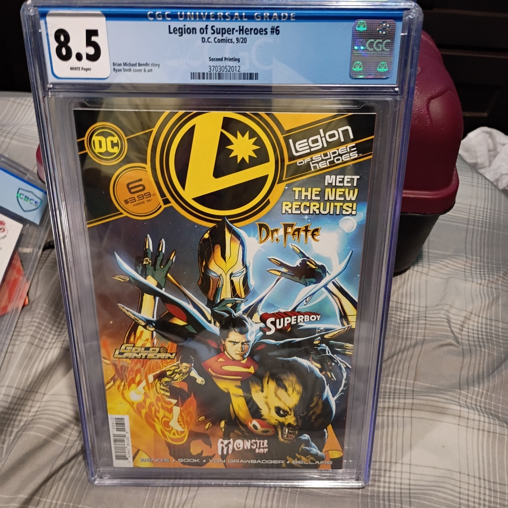 DC Legion of Super-Heroes #6 CGC 8.5 1st Full Appearance Of Gold Lantern!! Key!!